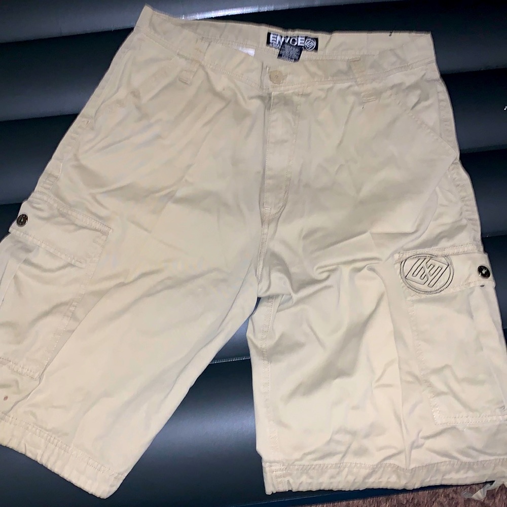 Mens cargo Encye shorts tan